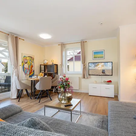 Ferienwohnung Mit Super Balkon In Baabe Exterior foto
