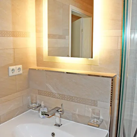 Ferienwohnung Mit Super Balkon In Baabe Exterior foto